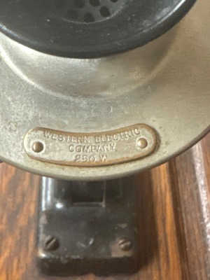 Western Electric Early 20th-Century Wooden Wall Telephone - 18