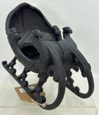 1960-1970's Reproduction Cast Iron Swan Sleigh - 3