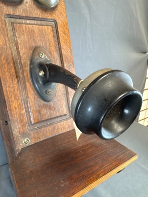 Wall-Mounted Wooden Crank Telephone - 5