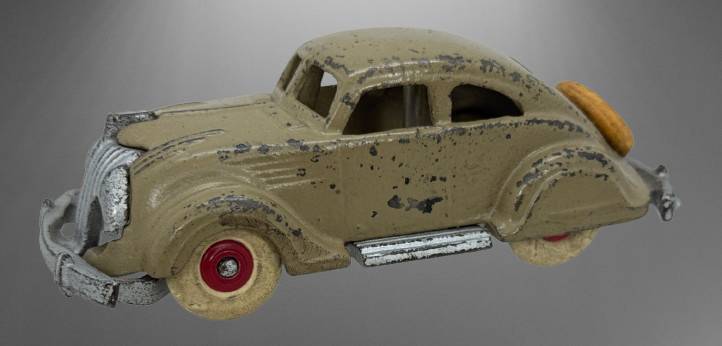 Hubley Cast Iron Chrysler Airflow Toy Car