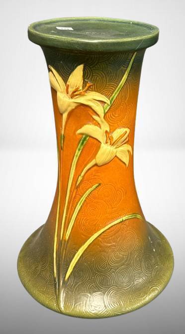 Roseville Zephyr Lily 17" Pedestal