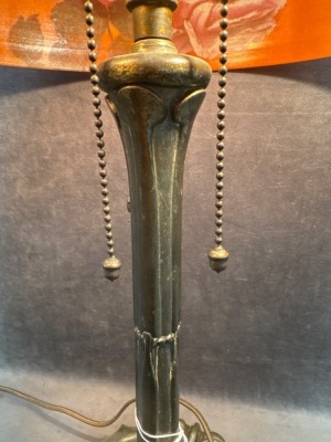 Reverse-Painted Glass Table Lamp "&ldquo; Tiffany-Style Base - 4