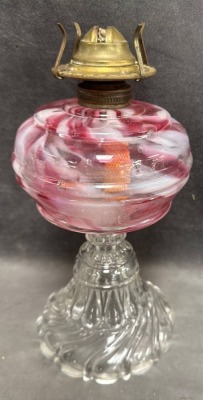Decorative Cranberry Opalescent Glass Kerosene Lamp - 4