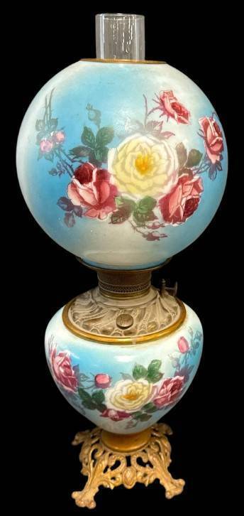 Gone With The Wind Oil Lamp, floral decor