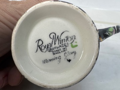 Royal Winton Grimwades Chintz Floral Teacups and Saucers - 10