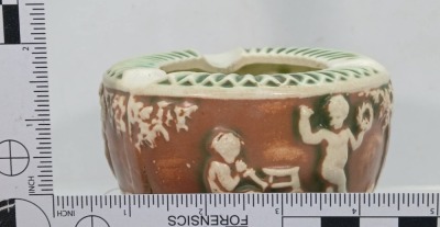 Roseville Donatello Ashtray - 6
