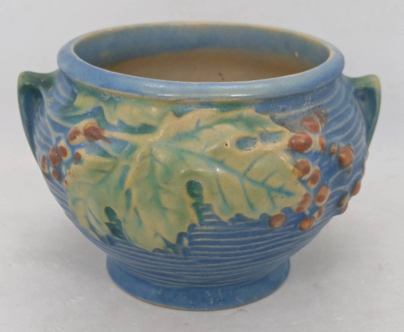 Roseville Bushberry 657-3" Jardiniere in Blue