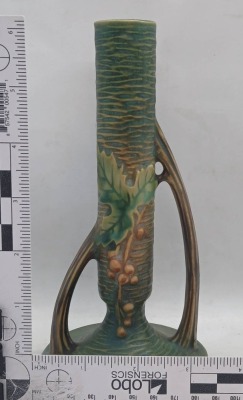 Roseville Bushberry 152-7" Green Bud Vase - 7