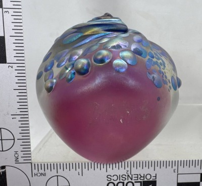 Signed 1989 Maytum Studios Art Glass Paperweight - 5