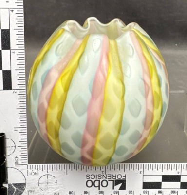 Murano Mother-of-Pearl Rose Bowl - 4