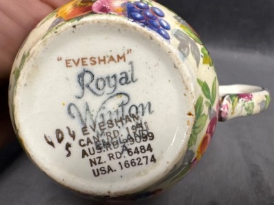 Royal Winton Beeston and Evesham Cup and Saucer Sets - 6