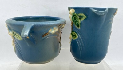 Roseville Snowberry Blue Creamer and Sugar Set - 2
