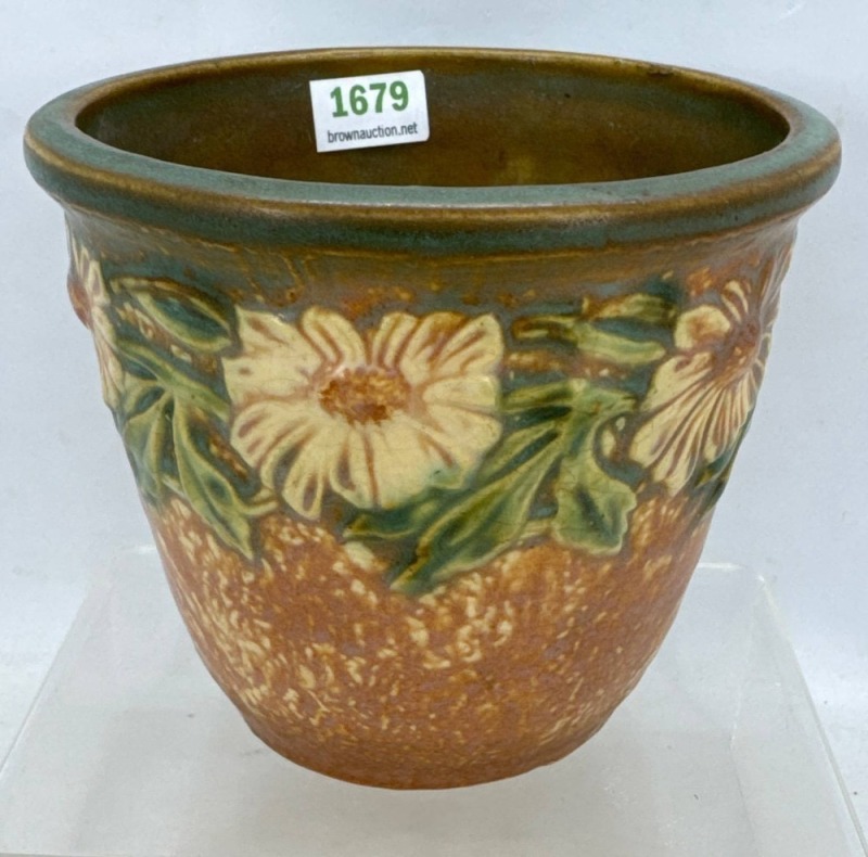 Roseville Dahlrose Flower Pot