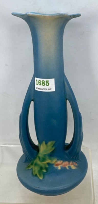 Roseville Bleeding Heart 967-7" Bud Vase