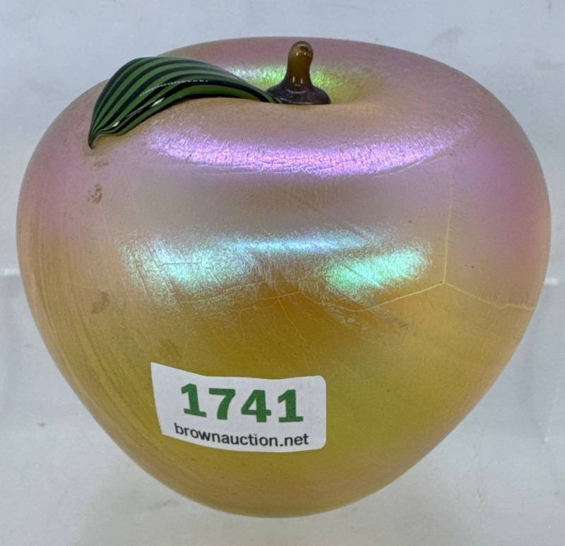 Mrkd. Orient And Flume Art Glass Apple Paperweight