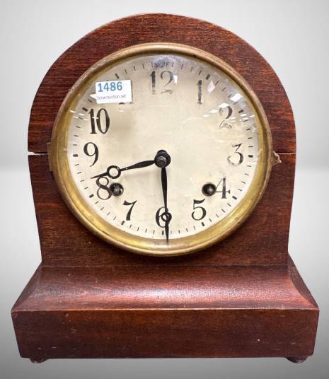 New Haven Mantel Clock with Key and Chimes