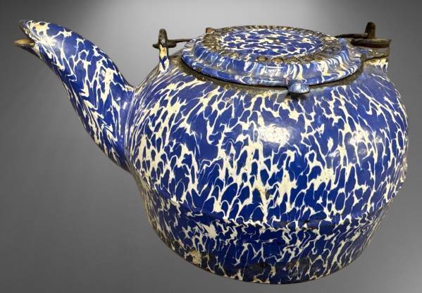 Blue Enameled Cast Iron Teapot With Lid