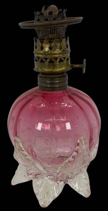 Miniature Stevens and Williams-style Oil Lamp