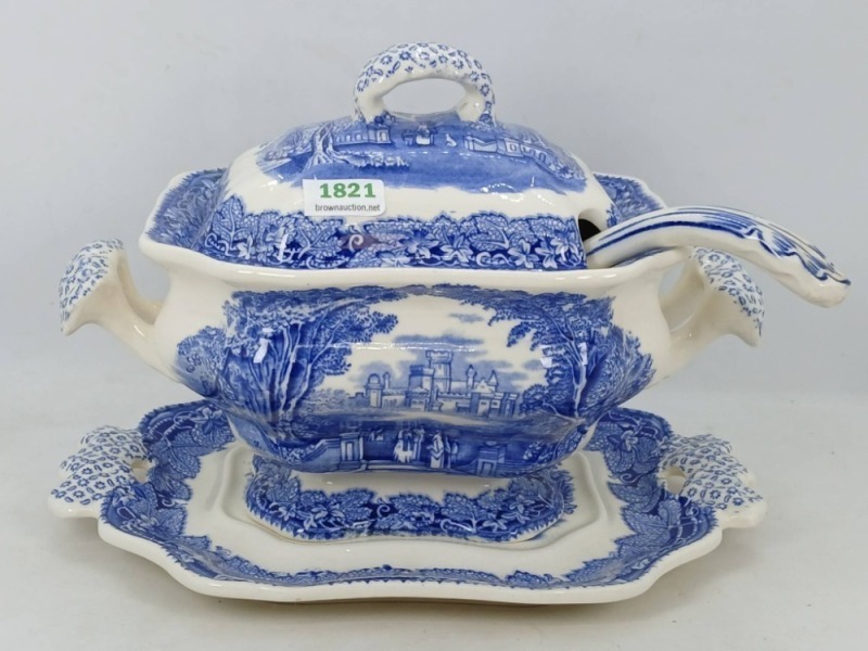Mason's Vista Ironstone Gravy Set