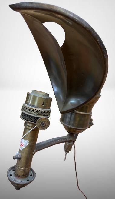 Adams & Westlake Wall-Mounted Oil Lamp