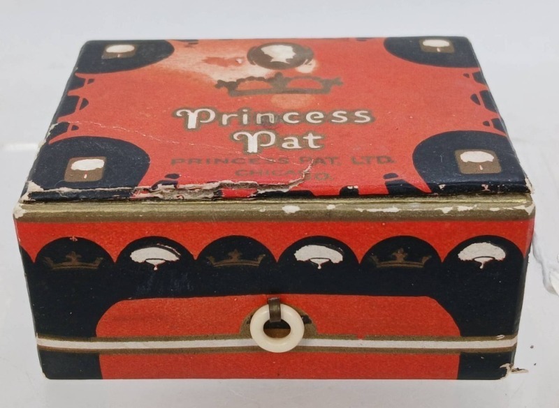 Princess Pat Face Powder Box, 1930's