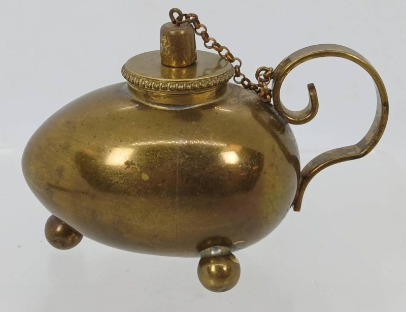 Brass Kerosene Oil Lamp with Chain Lid