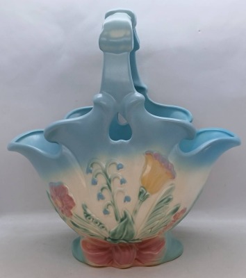 Hull Art Bow Knot Basket with Repair - 4