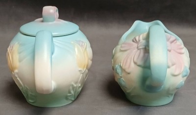 Hull Bow Knot Teapot, Sugar Bowl and Creamer - 10