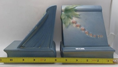 Roseville Bleeding Heart No. 6 Blue Bookends - 9