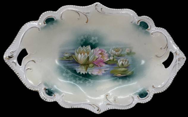 RS Prussia Mold 304 Bun Tray with Water Lilies