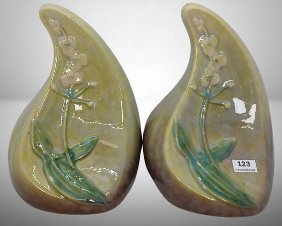 Roseville Wincraft No. 259 Bookends