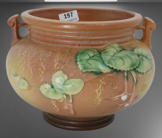Roseville Fuchsia 645-5" Brown Jardiniere