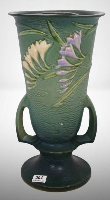Roseville Freesia Green 125-10" Vase