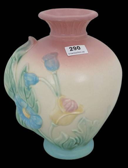 Hull Bow Knot B-4-6.5" Vase