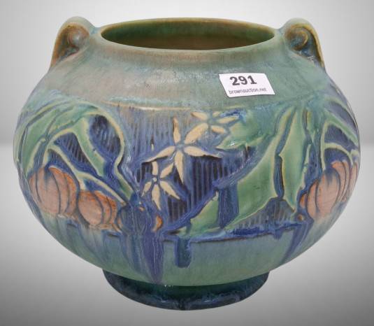 Roseville Baneda 235-5" Vase, green