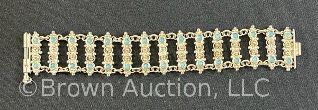 Navajo Sleeping Beauty turquoise bracelet, Hallmark #s
