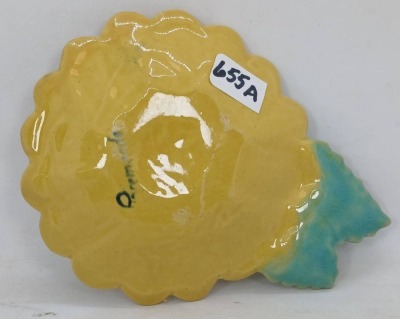 Rosemeade Pottery Sunflower-Shaped Dish - 2