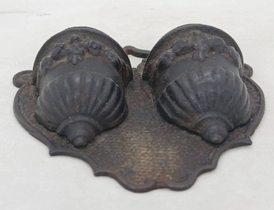 Cast Iron Double Match Holder - 6