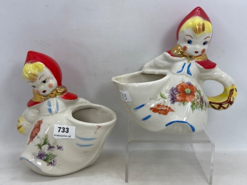 Hull Pottery Little Red Riding Hood Creamer & Sugar