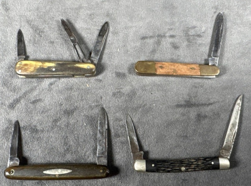 (4) assorted folding Pocket Knives