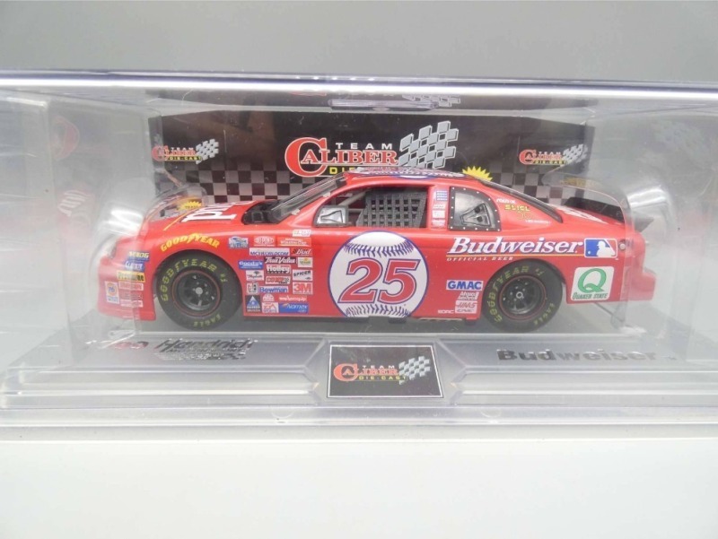 1:24 Scale Budweiser Diecast Car in Box