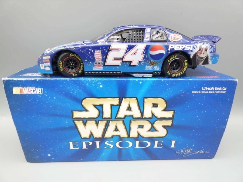 Jeff Gordon 1:24 Diecast Star Wars Car
