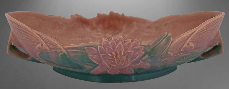 Roseville Water Lily Console Bowl, Pink