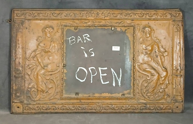Decorative Tin Wall Panel with Embossed side Figures