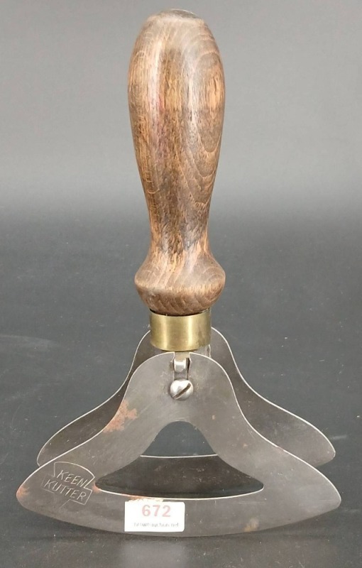 Keen Kutter Wooden-Handled Pastry Tool