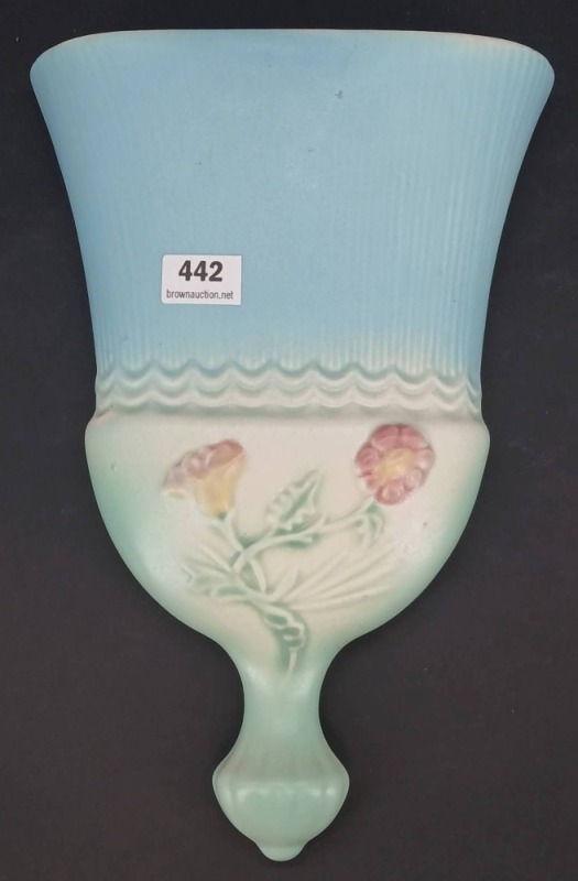 Hull Bow Knot B-27-8" Whisk Broom Wall Pocket