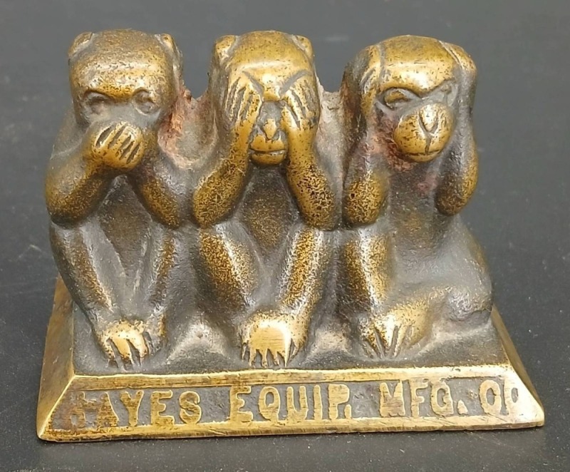 Hayes Equip Mfg Co Bronze Monkeys Paperweight