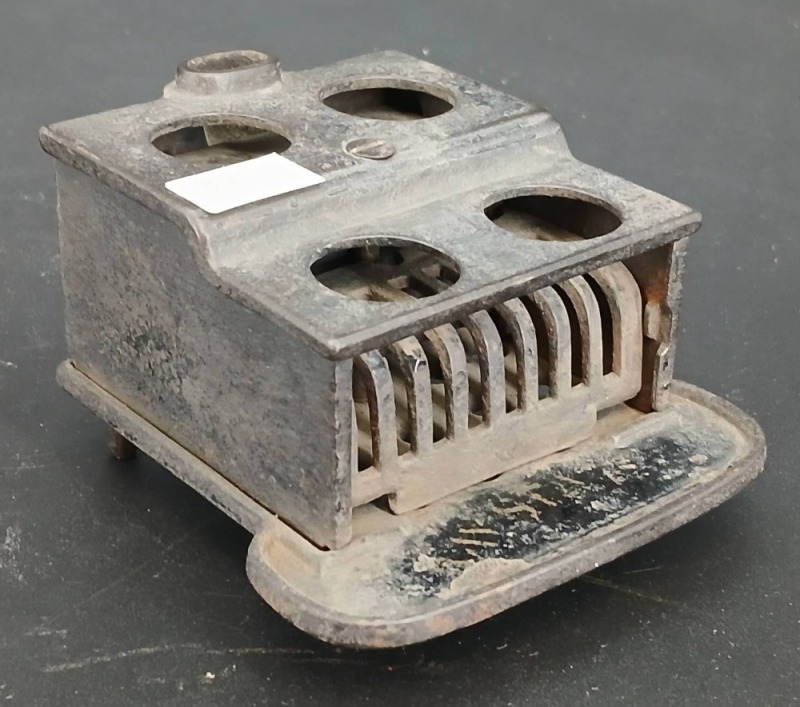 Bay State Cast Iron Toy Stove Sample