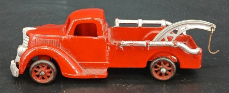 Hubley Cast Iron Wrecker Truck