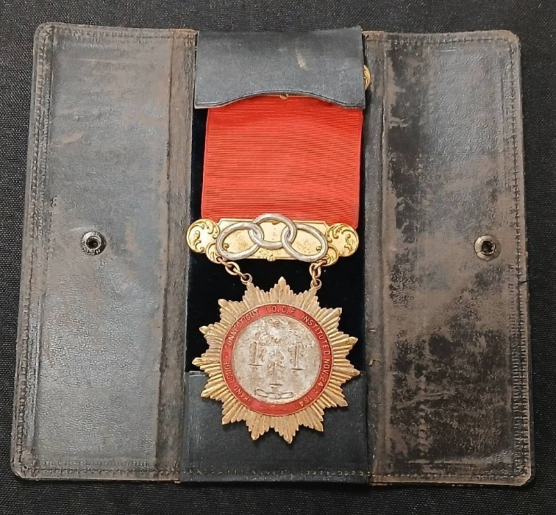 Grand Lodge of Connecticut Medal and Case